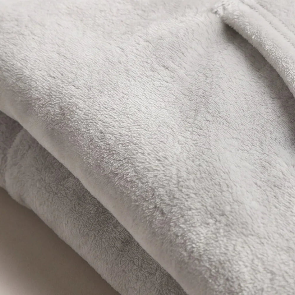 Close-up of the soft Light Gray flannel and sherpa lining