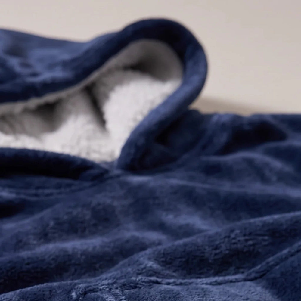 Close-up of the soft Navy Blue flannel and sherpa lining